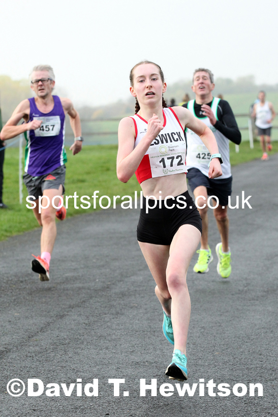 Senior Mens and Womens 2021 Heaton Memorial 10k Road Race, Town Moor, Newcastle. Photo: David T. Hewitson/Sports for All Pics